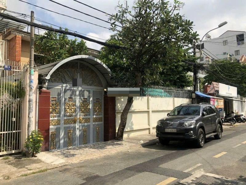 Bán nhà mặt tiền đường Bạch Mã Quận 10