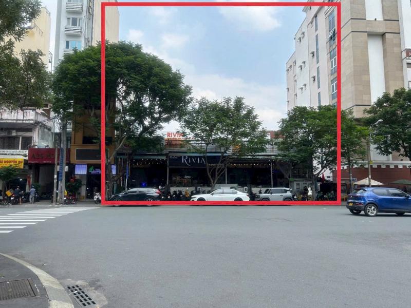 Bán nhà mặt tiền đường Nguyễn Cư Trinh Quận 1