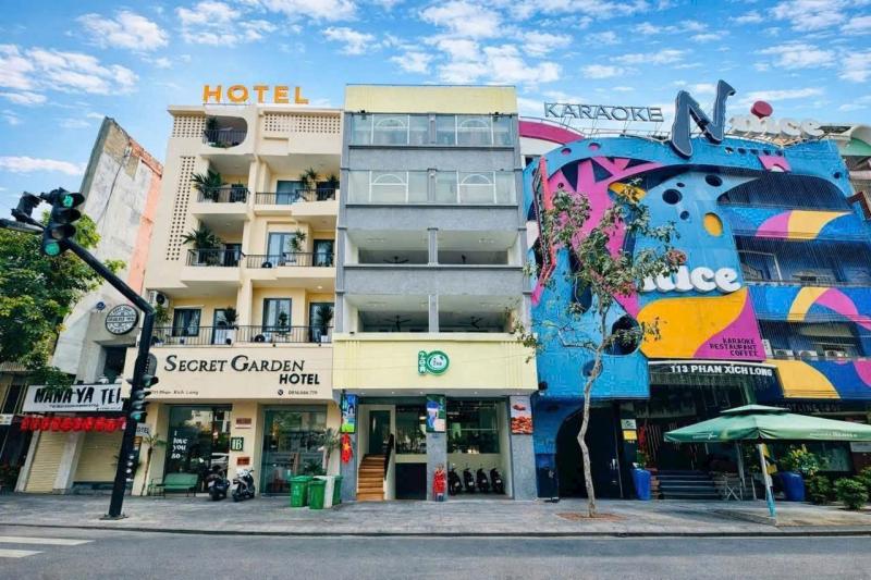 Bán nhà MT đường Phan Xích Long, Diện tích: 8x16m trệt lửng 3 lầu sân thượng