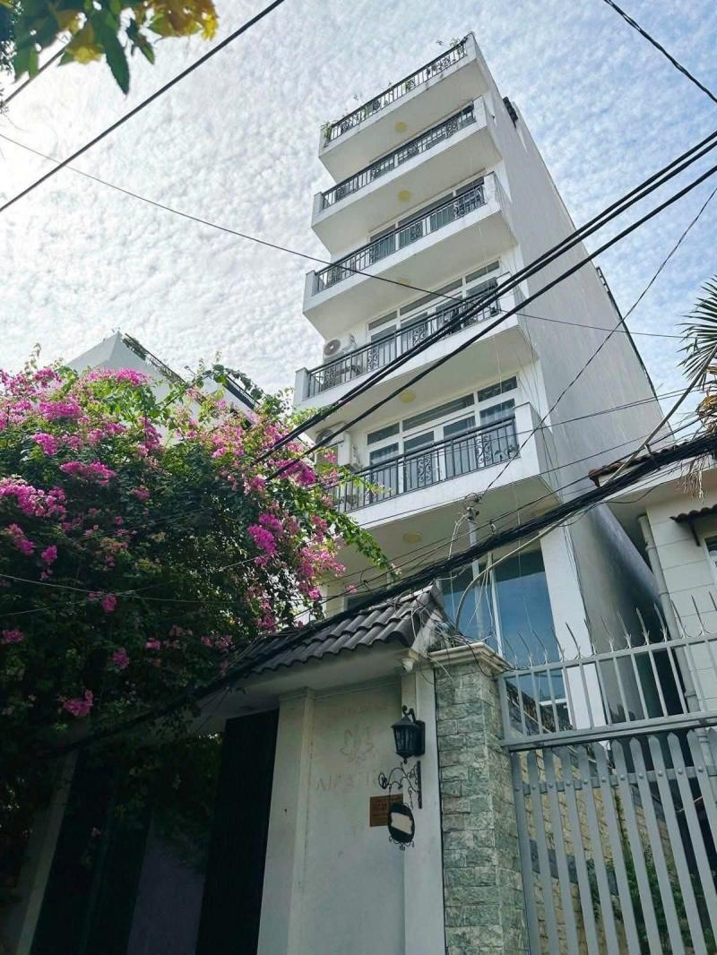 Bán tòa nhà đường Lê Văn Sỹ quận Phú Nhuận