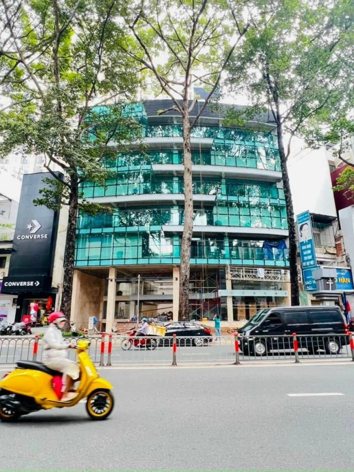 Cho thuê toà nhà mặt tiền 140-150 đường 3/2 quận 10