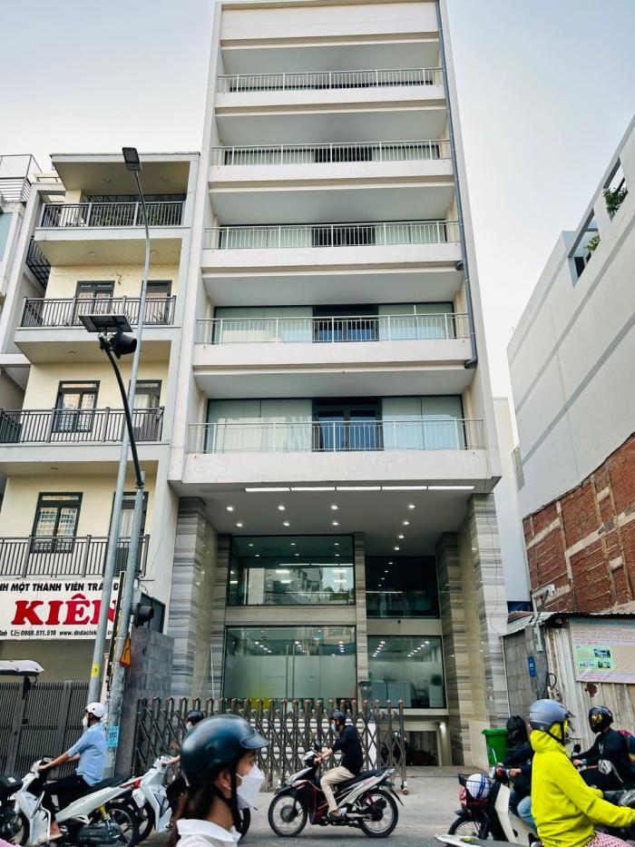 Cho thuê toà nhà mới mặt tiền phổ quang
