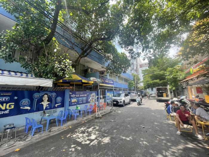 Cho thuê nhà nguyên căn góc 2 mặt tiền đường Hoàng Dư Khương