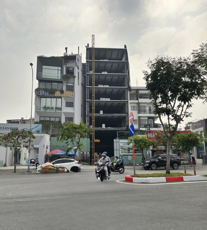 Cho thuê toà nhà mặt tiền đường Trần Não quận 2