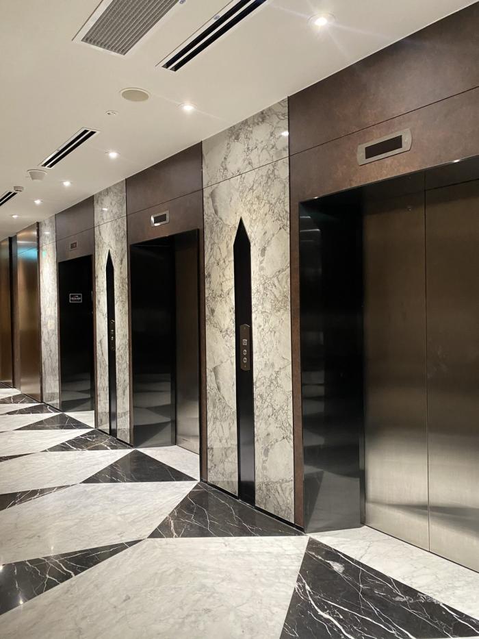 Cho thuê nhà 2 mặt tiền trước sau 38 Nguyễn Huệ và 69 Đồng Khởi