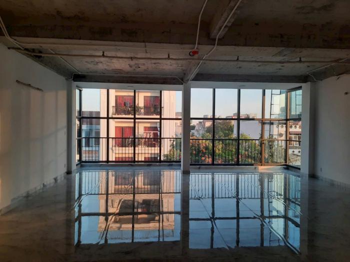 Cho thuê tòa nhà Đường số 8