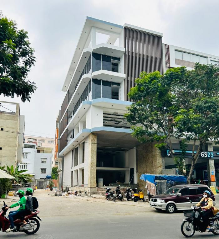 Cho thuê toà nhà nguyên căn mặt tiền đường Đặng Thùy Trâm