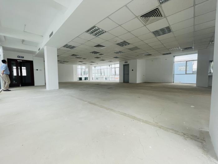 Cho thuê tòa nhà đường Ung Văn Khiêm