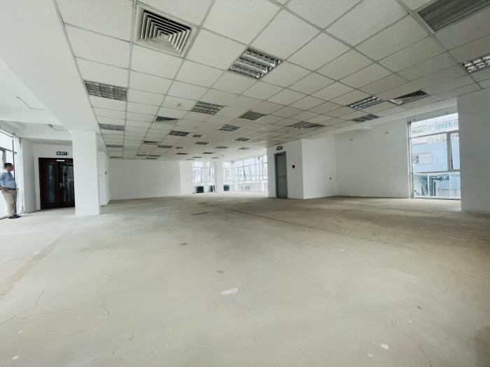 Cho thuê tòa nhà đường Ung Văn Khiêm