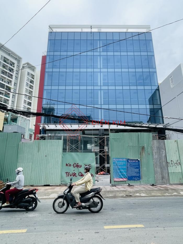 Cho thuê tòa nhà mới mặt tiền đường Lê Quang Định