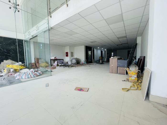 Cho thuê tòa nhà đường Bạch Đằng