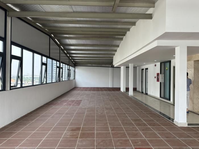 Cho thuê tòa nhà đường Hát Giang quận Tân Bình