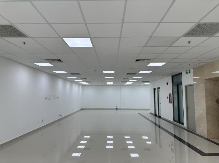 Cho thuê tòa nhà đường Hát Giang quận Tân Bình