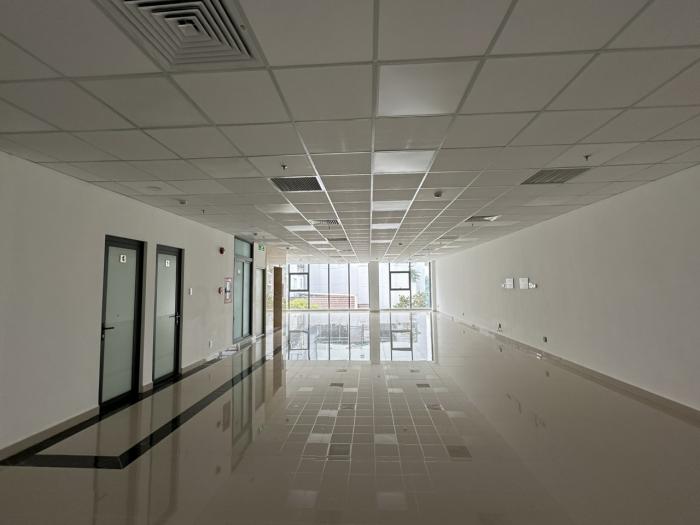 Cho thuê tòa nhà đường Hát Giang quận Tân Bình