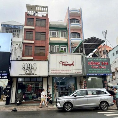 Bán nhà mặt tiền đường Cách Mạng Tháng 8