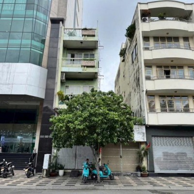 Bán nhà mặt tiền đường Lê Lai Quận 1