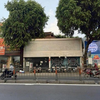 Bán nhà mặt tiền đường Quang Trung, diện tích: 11,2x34m (nở hậu 13,7m) 3 tầng