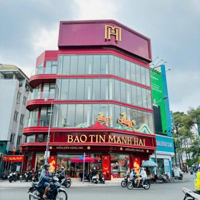 Bán tòa nhà 3 mặt tiền đường Nguyễn Trãi, Diieenj tích: 11x20m hầm 6 tầng