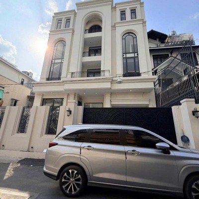 Bán tòa nhà hẻm 351 Lê Văn Sỹ, diện tích: 12x23m hầm 4 tầng