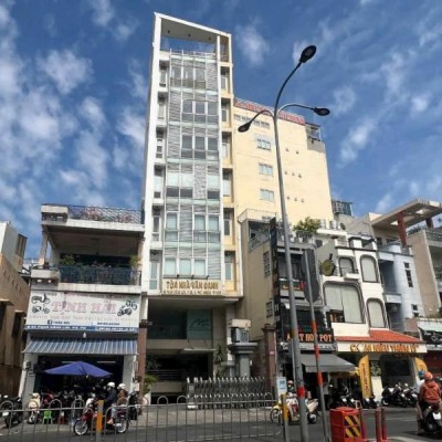 Bán tòa nhà mặt tiền 54 Phan Đăng Lưu quận Phú Nhuận