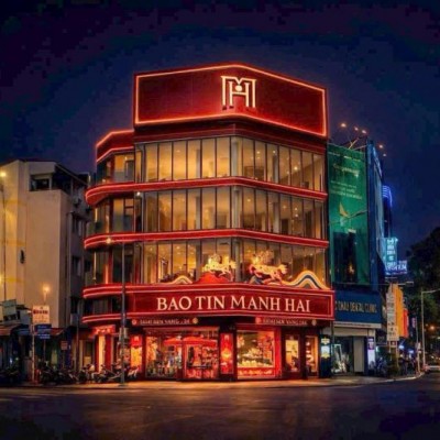 Bán tòa nhà mặt tiền đường góc Nguyễn Trãi - Cống Quỳnh Quận 1