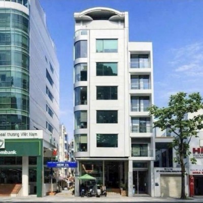 Bán tòa nhà mặt tiền đường Nguyễn Thị Minh Khai, diện tích: 6x22m hầm 7 tầng