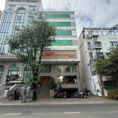 Bán tòa nhà mặt tiền đường Trương Định, diện tích: 12,5x19,5m hầm 7 tầng