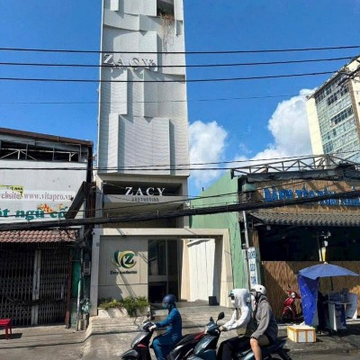 Bán tòa nhà mặt tiền đường Ung Văn Khiêm, Diện tích: 5,5x33m hầm 7 tầng