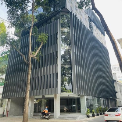 Cho thuê tòa nhà 24-26 Phạm Ngọc Thạch, tòa nhà mới xây giá tốt