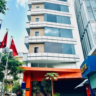 Cho thuê toà nhà 2 mặt tiền đường Phan Đình Giót