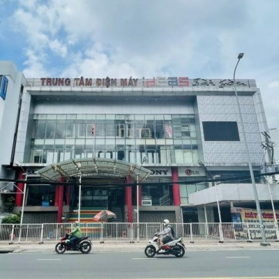 Cho thuê nhà mặt tiền đường Cách Mạng Tháng 8 quận 3