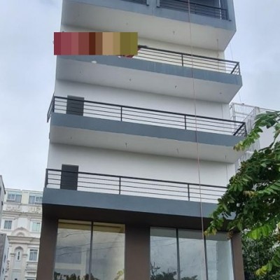 Cho thuê nhà nguyên căn mặt tiền đường Phạm Văn Đồng