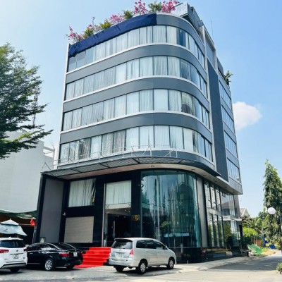 Cho thuê tòa nhà quận 2, góc 2 mặt tiền đường Trương Văn Bang