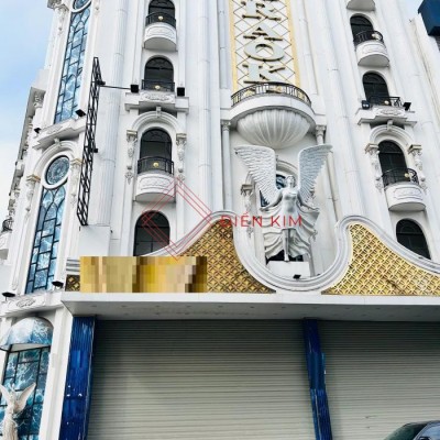 Cho thuê tòa nhà đường Út Tịch