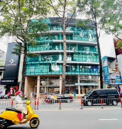 Cho thuê toà nhà mặt tiền 140-150 đường 3/2 quận 10