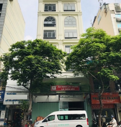 Cho thuê tòa nhà mặt tiền đường nguyễn văn cừ quận 1