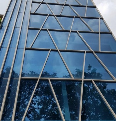 Cho thuê toà nhà mặt tiển đường nguyễn đình chiểu quận 1