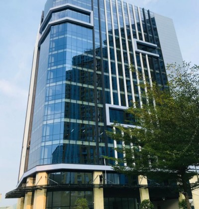 Cho thuê nhà 2 mặt tiền đường nguyễn trãi quận 1