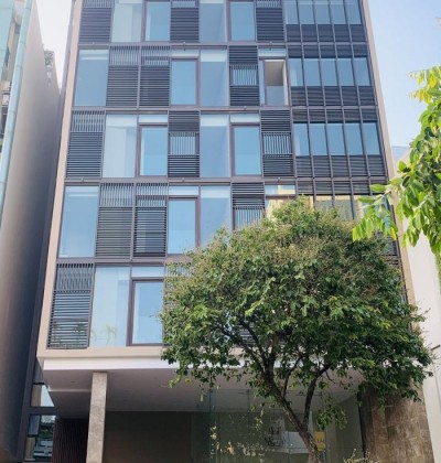 Cho thuê toà nhà mới xây mặt tiền đường nguyễn đình chiểu quận 3