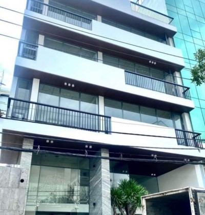 Cho thuê toà nhà đường ung văn khiêm gần cầu sài gòn