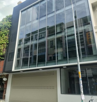 Cho thuê tòa nhà mặt tiền đường hoa lan phú nhuận