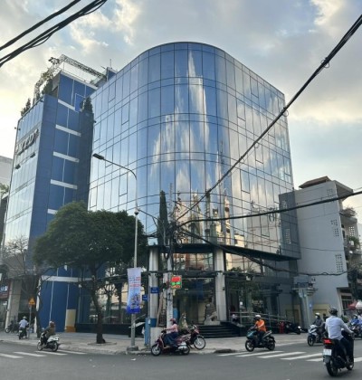 Cho thuê toà nhà nguyên căn 2 mặt tiền đường Xuân Diệu và Xuân Hồng