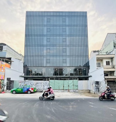 Cho thuê toà nhà mặt tiền đường lạc long quân quận tân bình