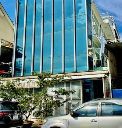 Cho thuê nhà mặt tiền đường Nguyễn Quý Cảnh