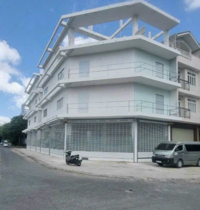 Cho thuê nhà nguyên căn mặt tiền đường Nguyễn Quý Đức