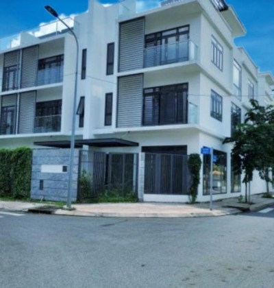 Cho thuê nhà nguyên căn mặt tiền đường Vũ Tông Phan