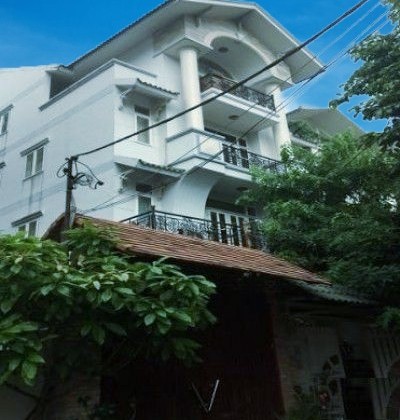 Cho thuê nhà nguyên căn mặt tiền đường Trần Quốc Toản