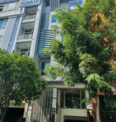 Cho thuê toà nhà mặt tiền 19 Phan Xích Long quận Phú Nhuận