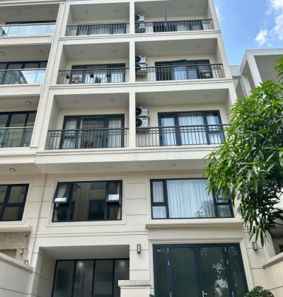 Cho thuê toà nhà đường Trường Chinh