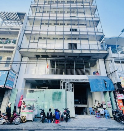 Cho thuê toà nhà mặt tiền đường Nguyễn Hữu Cầu